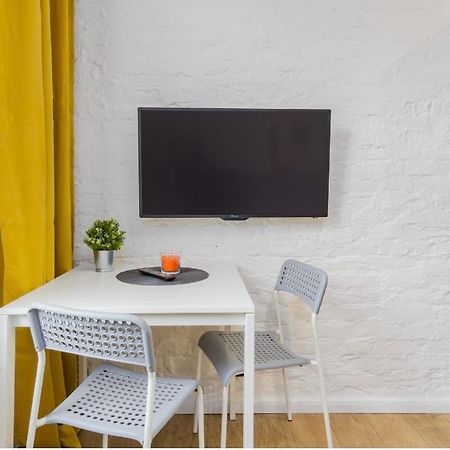 Kawalerka W Srodmiesciu 24 Apartment Lodz  Ngoại thất bức ảnh