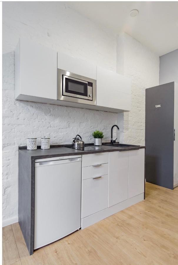 Kawalerka W Srodmiesciu 24 Apartment Lodz  Ngoại thất bức ảnh